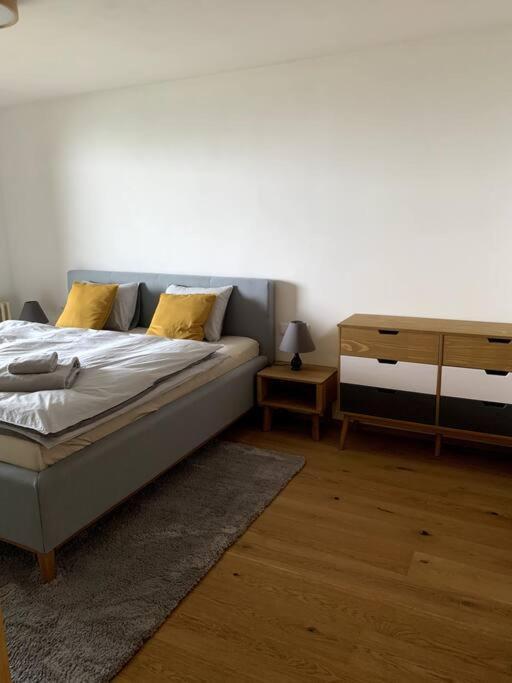 Apartman Zaly Benecko Bagian luar foto